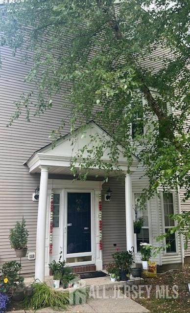 52 Windsong Cir, East Brunswick, NJ 08816