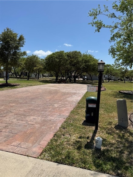 98 Augusta Cir, Aransas Pass, TX 78336