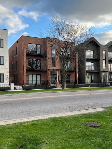 8029 W Belmont Ave Unit 202, River Grove, IL 60171