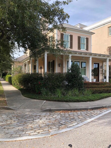 209 Ponsbury Rd, Mount Pleasant, SC 29464