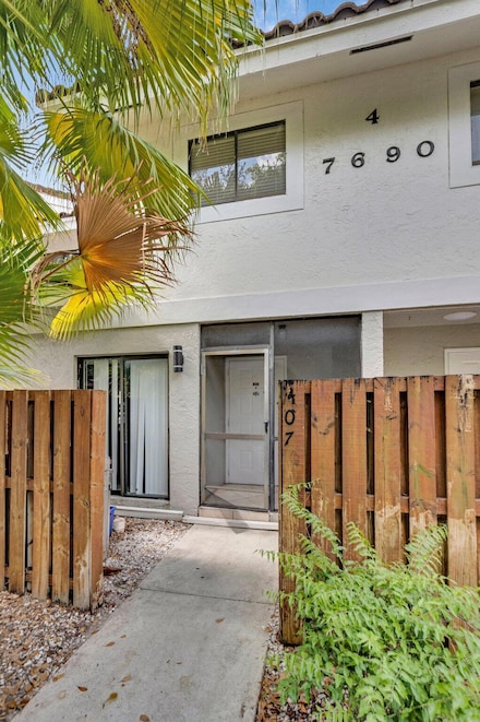 7690 Lago Del Mar Dr Unit 407, Boca Raton, FL 33433