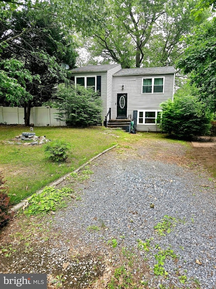 12412 Channelview Dr, Newburg, MD 20664