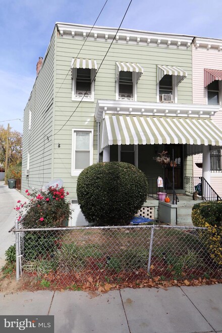 917 Ingraham St NW, Washington, DC 20011