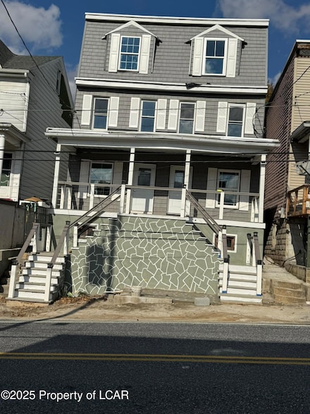 199 Market St, Cumbola, PA 17930