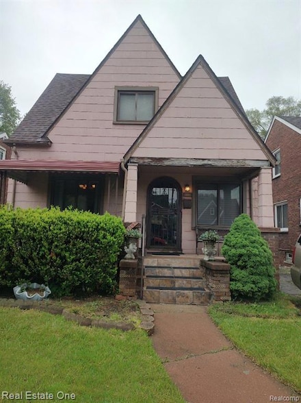 8040 Whitcomb St, Detroit, MI 48228