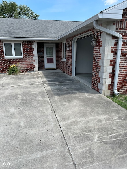 512 N 5th St, Middletown, IN 47356