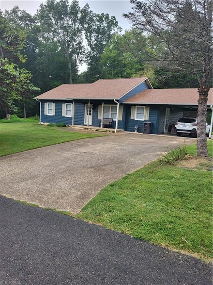 222 Scenic St, Hays, NC 28635
