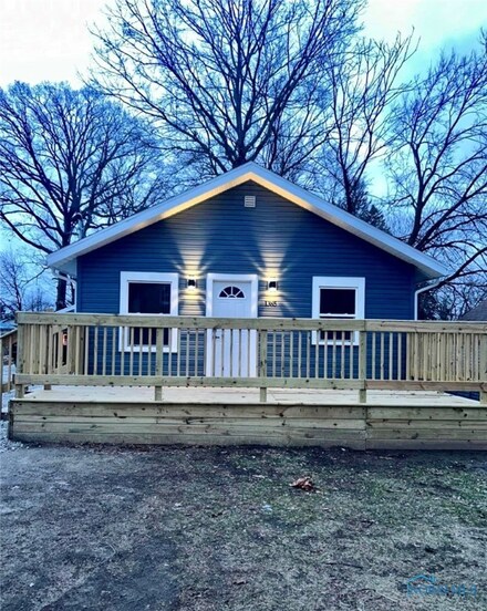 1385 Darrel Rd, Toledo, OH 43612