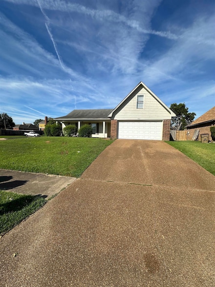 5563 Annandale Dr, Memphis, TN 38125