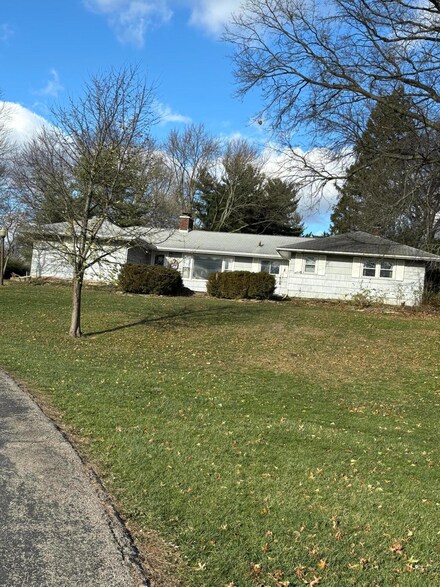 580 E Walnut St, Westerville, OH 43081