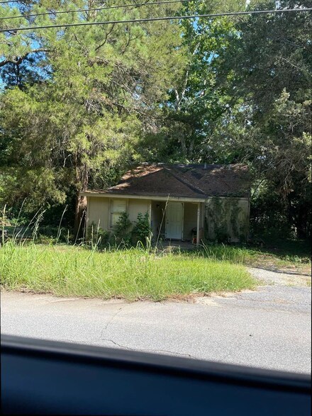 3926 N Linden Dr, Columbus, GA 31907
