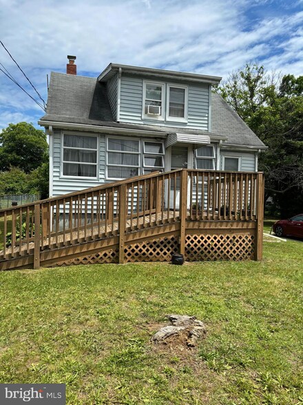 23 Hicks Ave, Annapolis, MD 21401