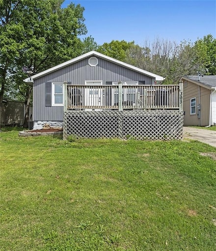 303 Wellington St, Richmond, MO 64085