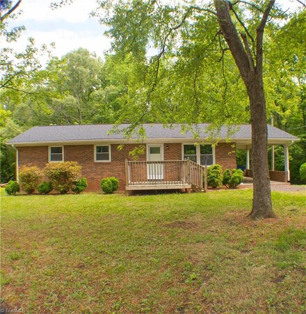 265 Reginald Rd, Mayodan, NC 27027