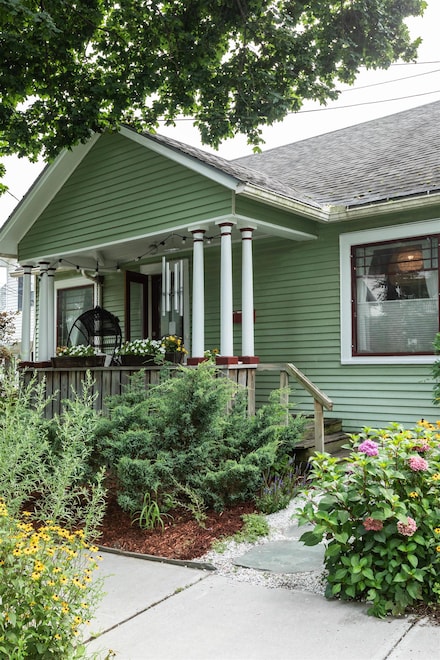 18 Grove St, Burlington, VT 05401