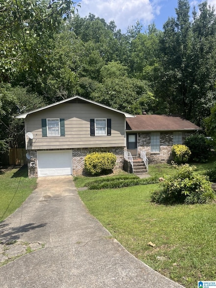 2645 6th St NE, Center Point, AL 35215