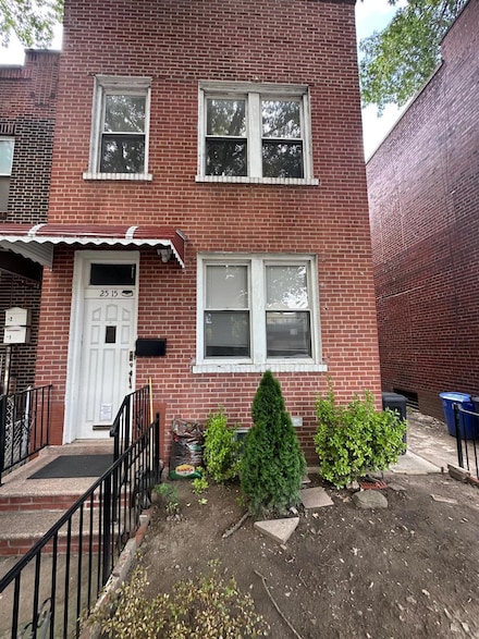 25-15 34th Ave Unit 1, Astoria, NY 11106