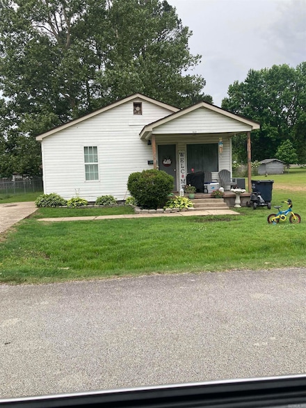 758 N Garfield Ave, Piggott, AR 72454