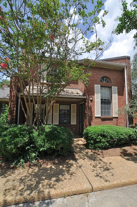 9 Cambridge Dr, Tupelo, MS 38801