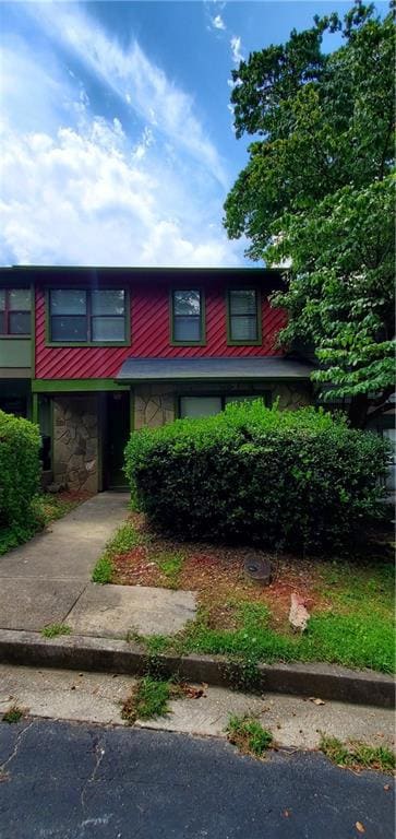 3636 Cobble Mill Ln, Clarkston, GA 30021