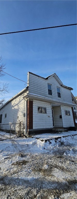 7432 Ottawa Rd, Cleveland, OH 44105