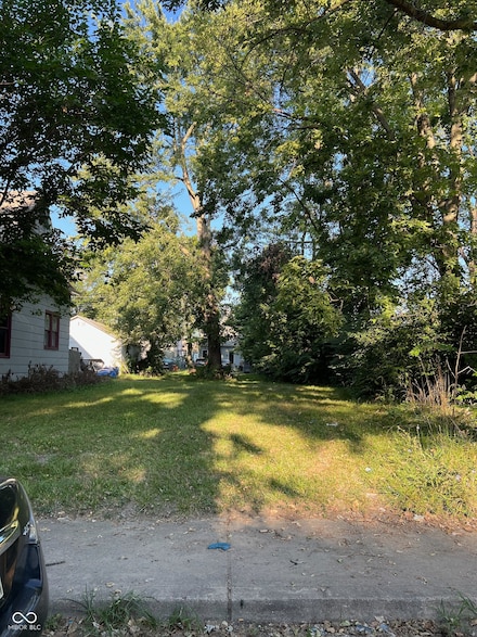 326 N Bradley Ave, Indianapolis, IN 46201