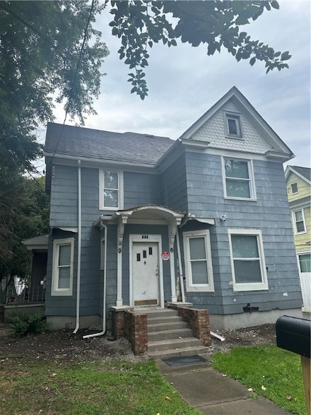 255 Lyon St, Elmira, NY 14904