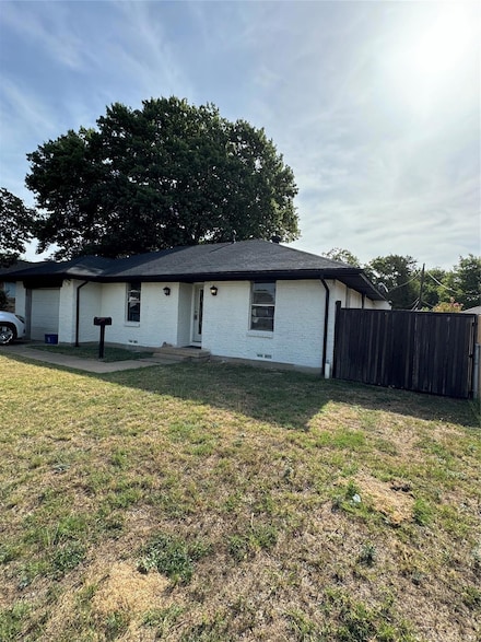 654 Dawson Dr, Duncanville, TX 75116
