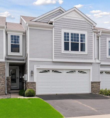 6845 Christian Curve, Woodbury, MN 55125