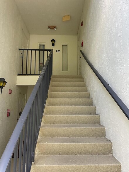 1965 SW Silver Pine Way Unit E2, Palm City, FL 34990