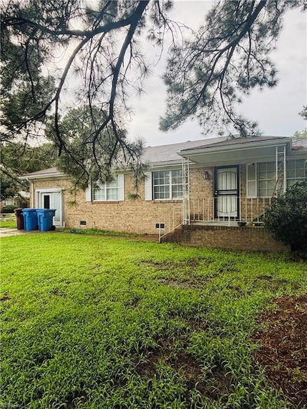 2432 Strawberry Ln, Chesapeake, VA 23324