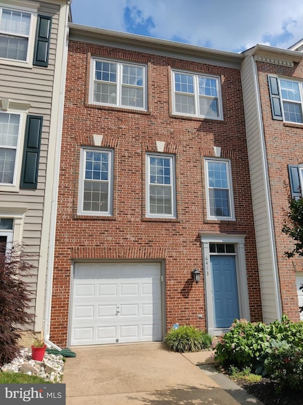 6413 Hawk View Ln, Alexandria, VA 22312