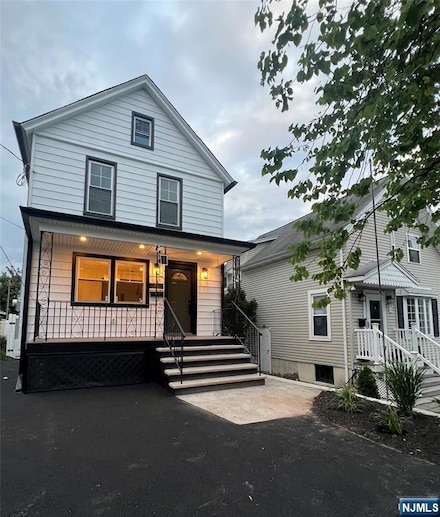 111 Autumn St, Lodi, NJ 07644