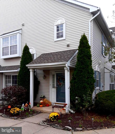 105 Oswego Ct Unit 105, Mount Laurel, NJ 08054