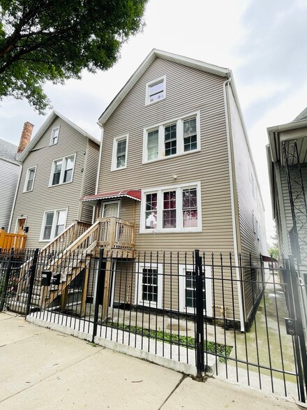 4609 S Paulina St, Chicago, IL 60609