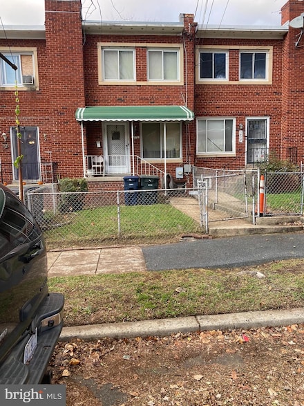 1476 Bangor St SE, Washington, DC 20020