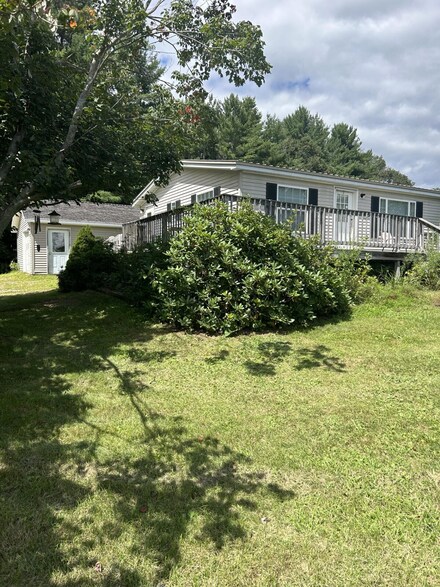 69 Pike Rd, Livermore, ME 04253