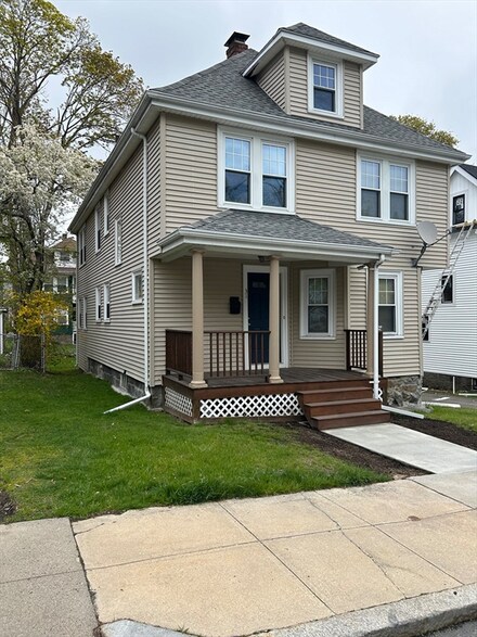 31 Bradfield Ave, Roslindale, MA 02131