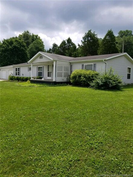 541 W Slaten Dr, Paoli, IN 47454