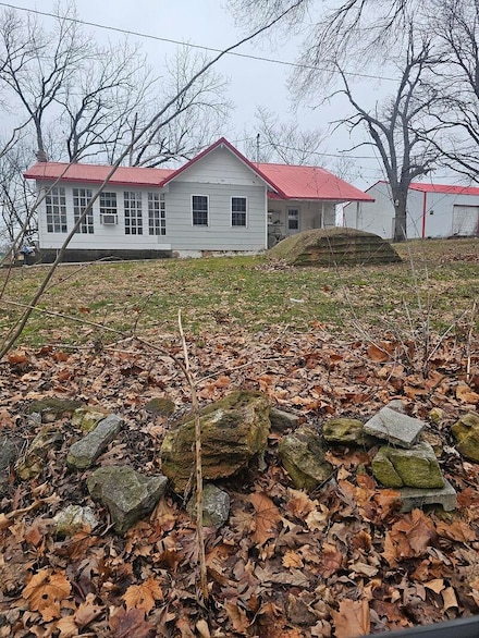 5620 Silver Lake Rd, Clever, MO 65631