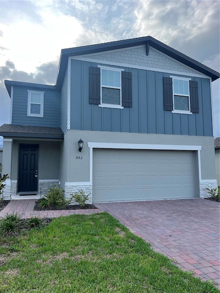 582 Amadoras Way, Saint Cloud, FL 34771