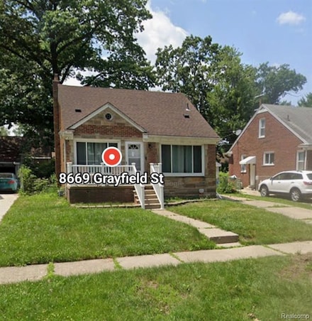 8669 Grayfield St, Dearborn Heights, MI 48127