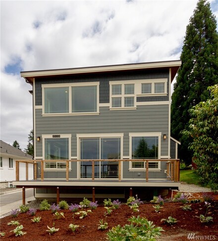2608 N 30th St, Tacoma, WA 98407