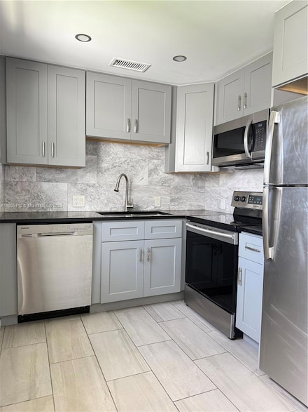 165 Fanshaw Way Unit D, Boca Raton, FL 33434