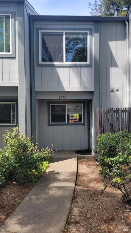 2315 Cross Ave, Santa Rosa, CA 95401