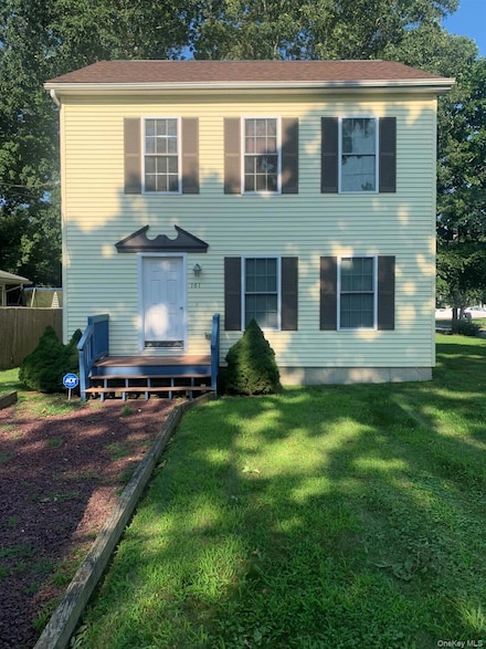 161 Washington Dr, Mastic Beach, NY 11951