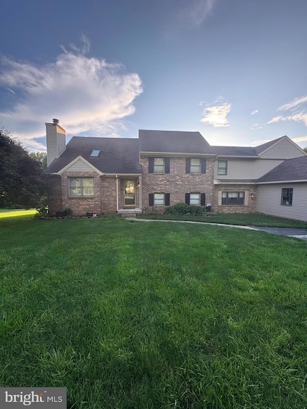 1872 Yingling Dr, Spring Grove, PA 17362