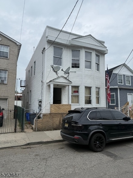 103 Willoughby St, Newark, NJ 07112