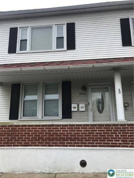 3031 S 2nd St Unit 2nd Floor, Hokendauqua, PA 18052