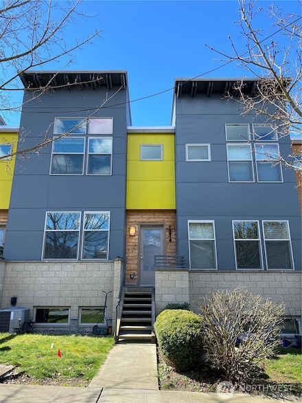 10515 Stone Ave N, Seattle, WA 98133